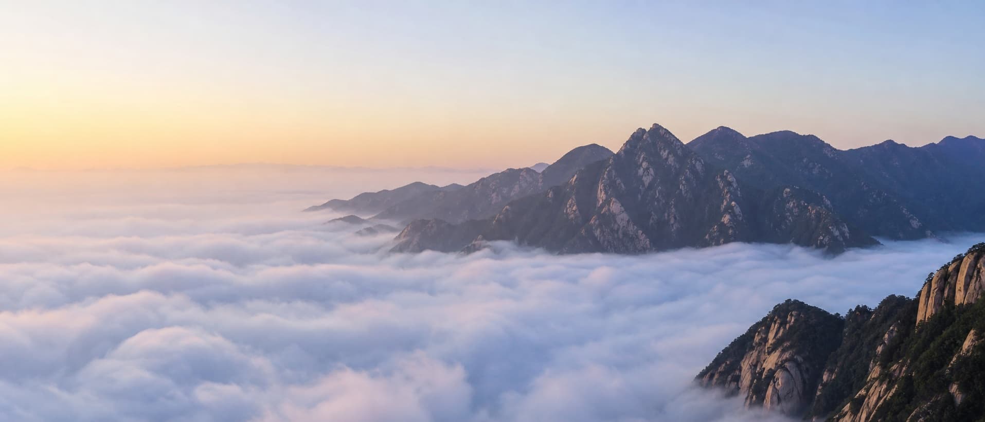 长空栈道现场环境参考图